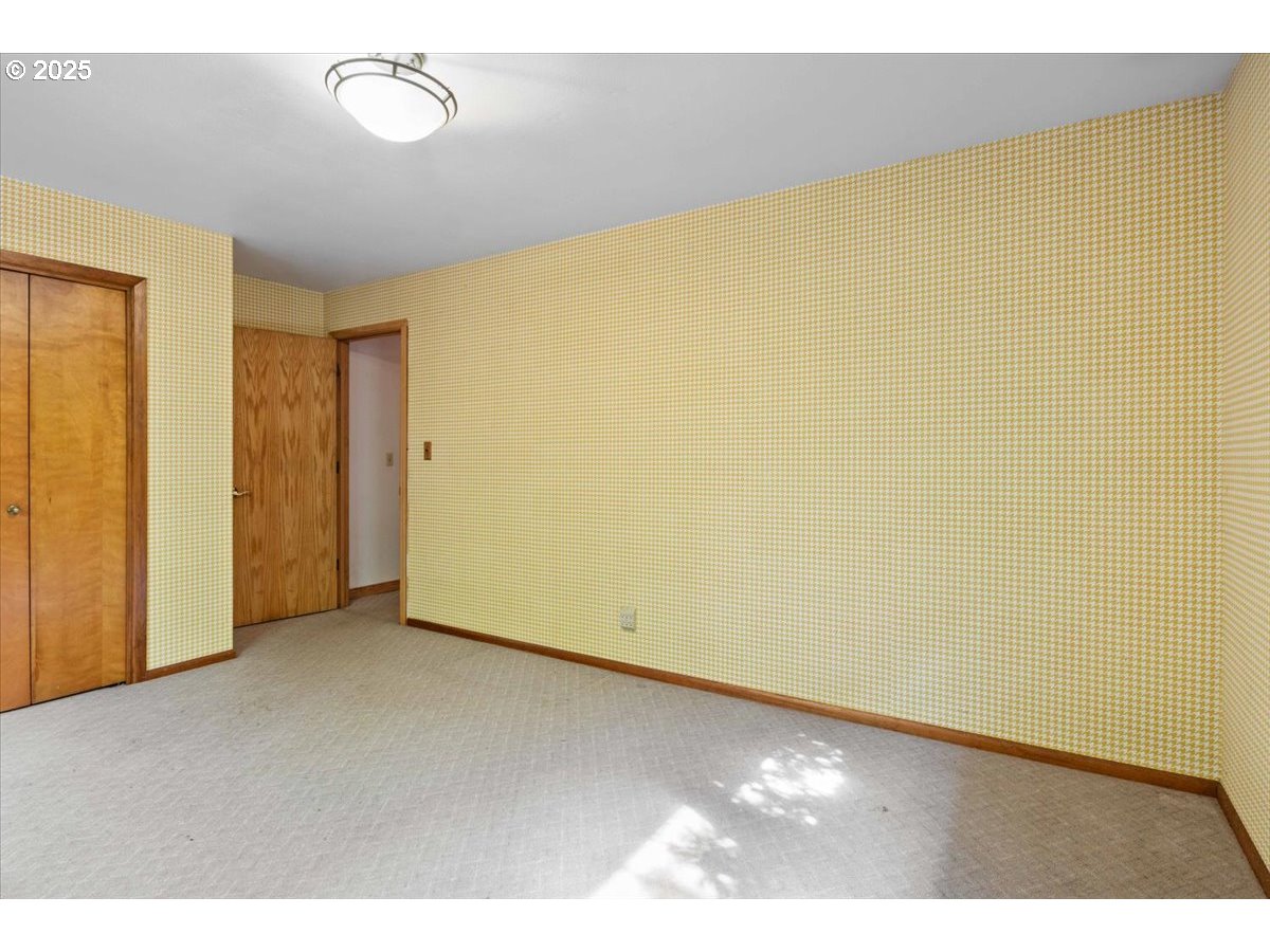 17815 Northeast Courtney Road Newberg, OR 97132 - Photo 19 of 48