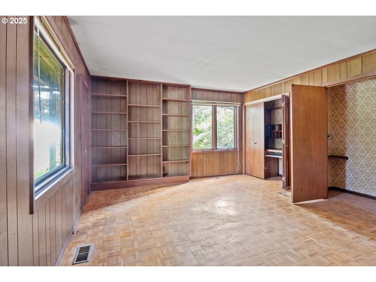 17815 Northeast Courtney Road Newberg, OR 97132 - Photo 25 of 48