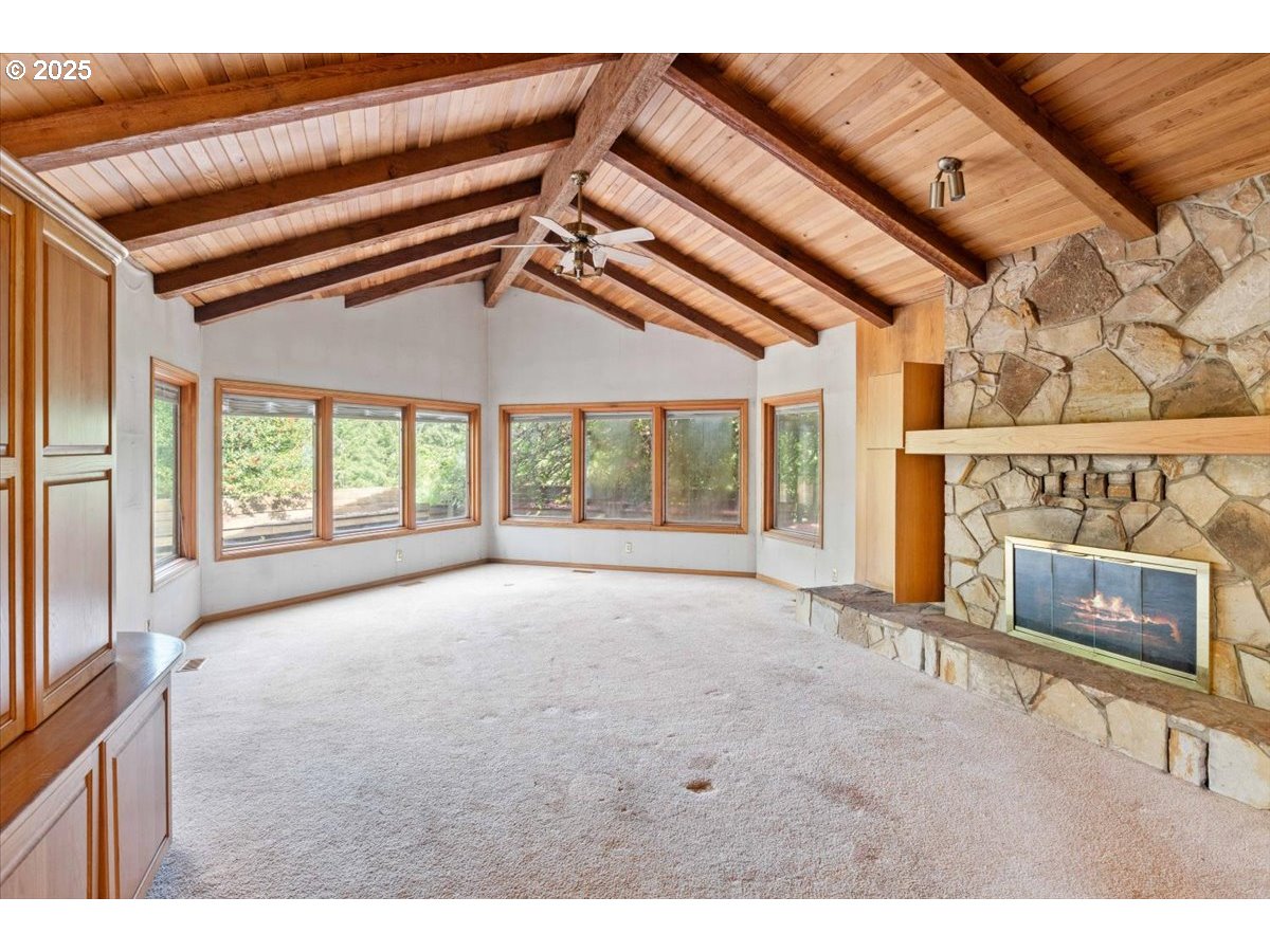 17815 Northeast Courtney Road Newberg, OR 97132 - Photo 29 of 48