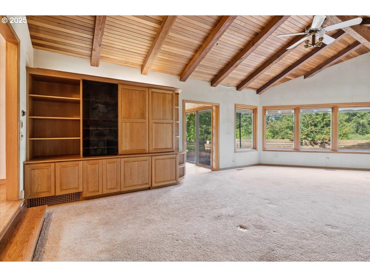 17815 Northeast Courtney Road Newberg, OR 97132 - Photo 30 of 48