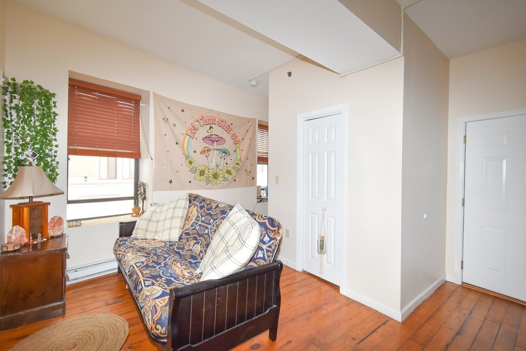 181-187 Chestnut Street Springfield, MA 01103 - Photo 23 of 38 Gallery Image 23