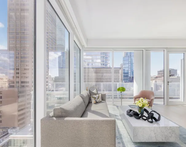 $1,700,000 | 200 East 59th Street, Unit 10B | Midtown East