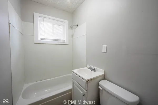 $649 | 2930 North Dearborn Street, Unit B, Indianapolis, IN 46218