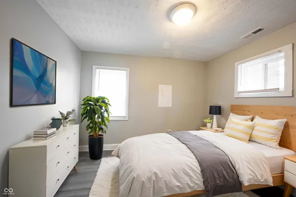 $649 | 2930 North Dearborn Street, Unit B, Indianapolis, IN 46218