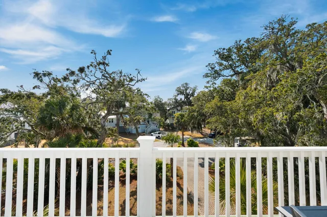 $3,495,000 | 105 Forest Trail, Isle of Palms, SC 29451