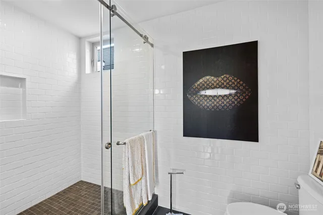 $1,285,000 | 1536 15th Avenue East, Seattle, WA 98112