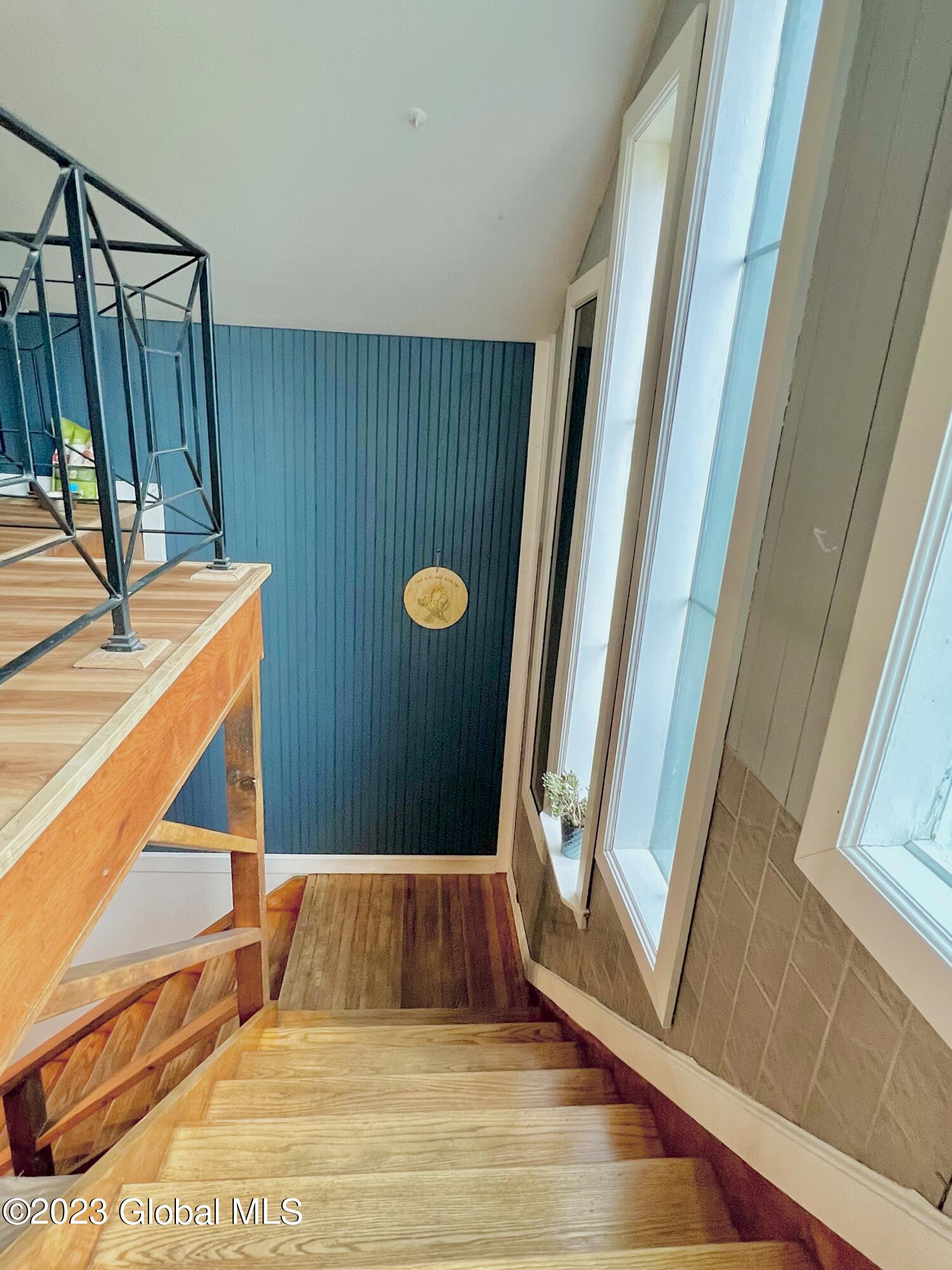 577 County Road Durham, NY 12422 - Photo 4 of 28 Stairs