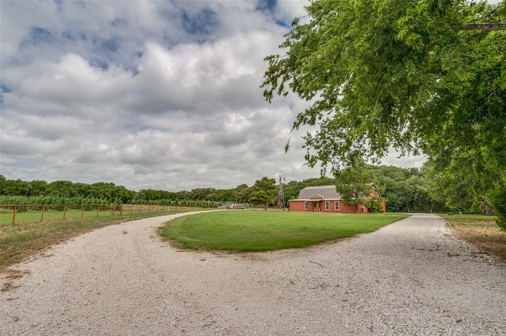1833 Dr Sanders Road Cross Roads, TX 76227 - Photo 37 of 40