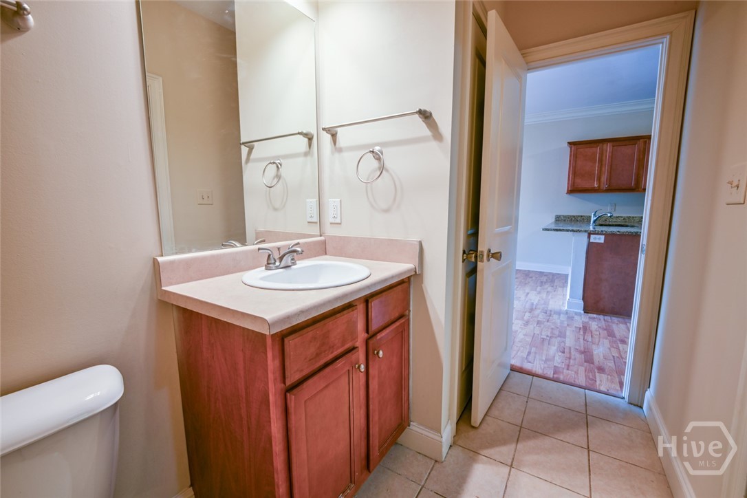 239 Ruth Street, Unit 14 Athens, GA 30601 - Photo 18 of 34 Lower Level Full Bathroom