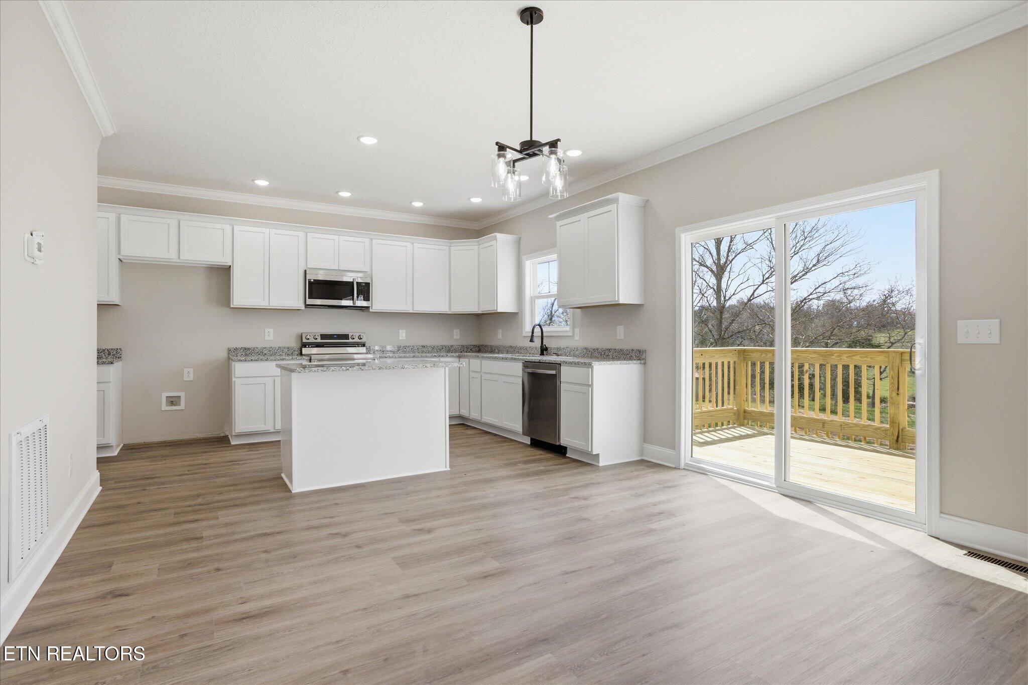 237 Cross Valley Road La Follette, TN 37766 - Photo 9 of 28 05-IMG_0035