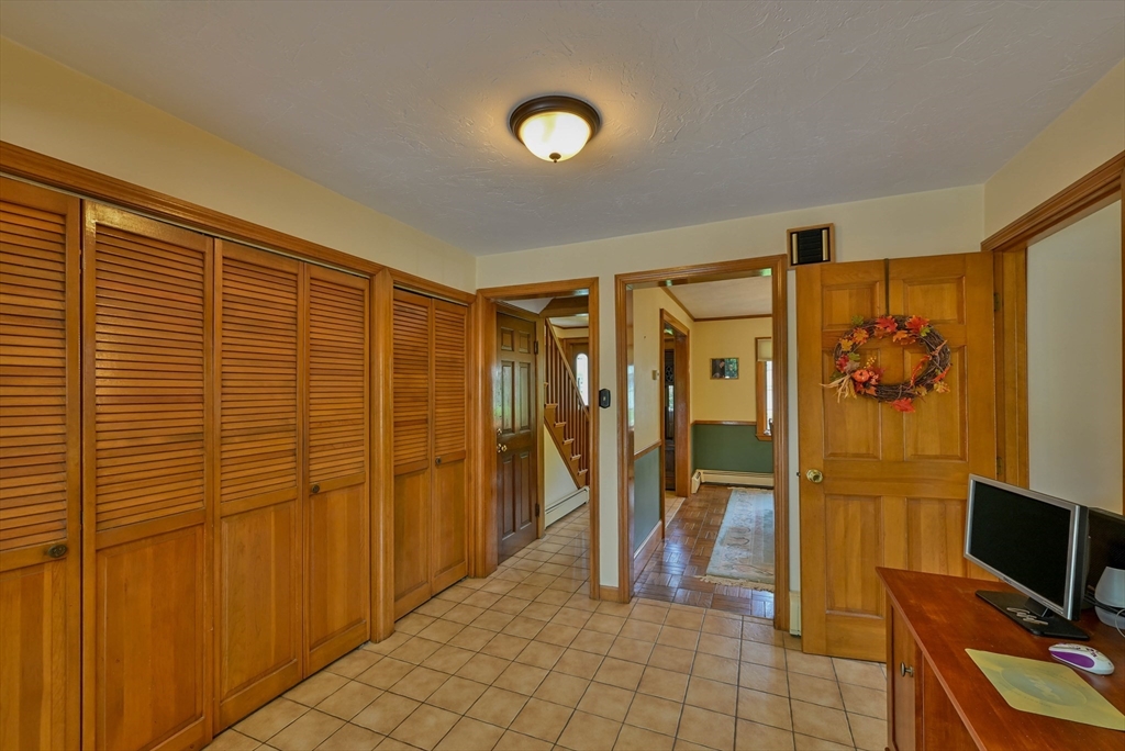 246 Manning Street Needham, MA 02492 - Photo 20 of 42