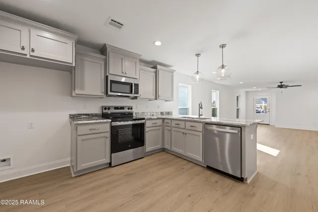 $203,000 | 228 Camerons Cove Drive, Carencro, LA 70520