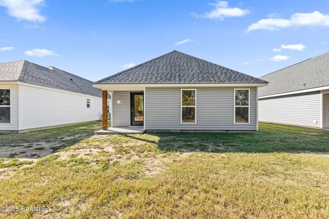 $203,000 | 228 Camerons Cove Drive, Carencro, LA 70520