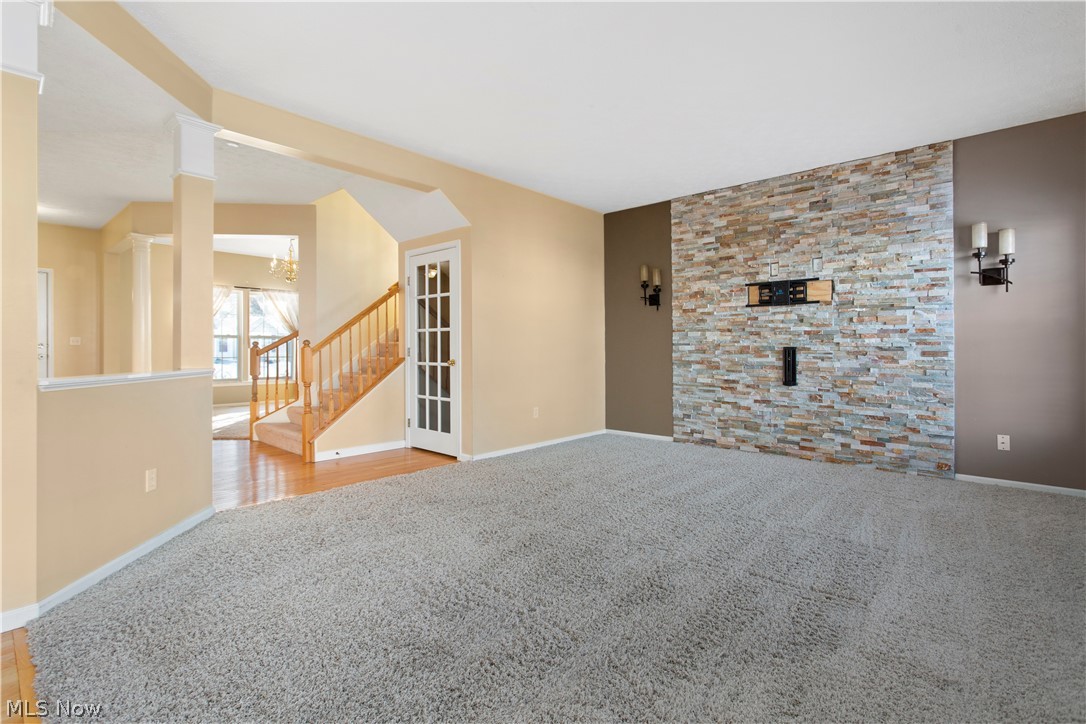 5328 Otten Road North Ridgeville, OH 44039 - Photo 6 of 33 Family room