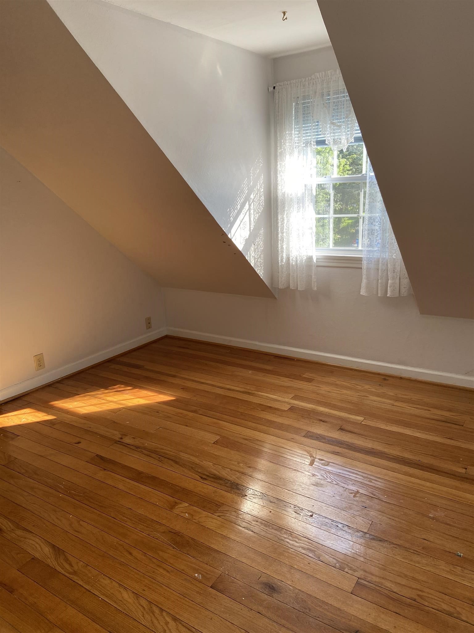 1637 Kingston Road Kokomo, IN 46901 - Photo 19 of 29 Gallery Image 19