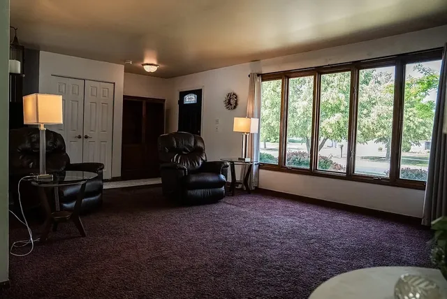 $2,700 | 17001 93rd Avenue, Orland Hills, IL 60487