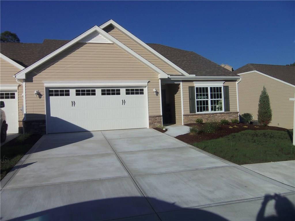 422 Chestnut Lane Apollo, PA 15613 - Photo 2 of 8 Gallery Image 2