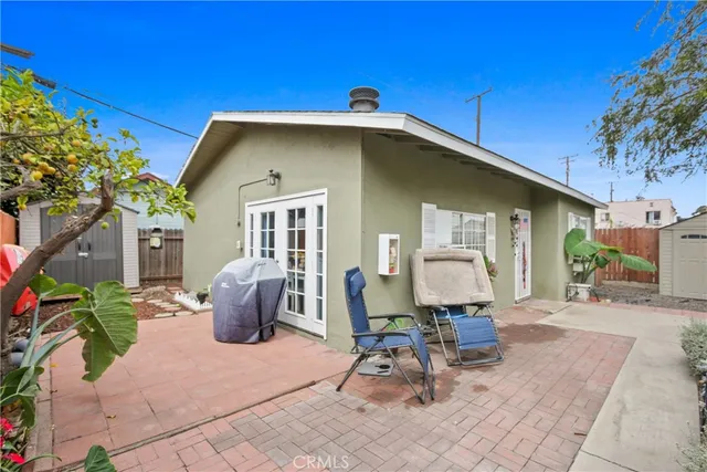 $999,900 | 735 Newport Avenue, Long Beach, CA 90804