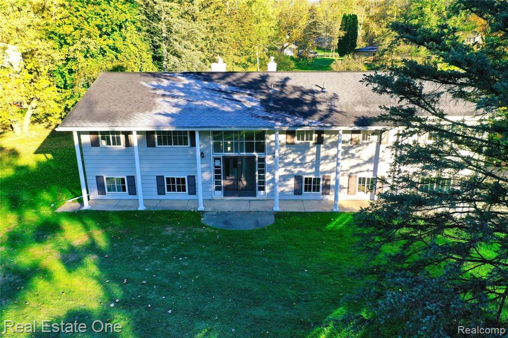 2060 Bretton Drive South Rochester Hills, MI 48309 - Photo 38 of 39
