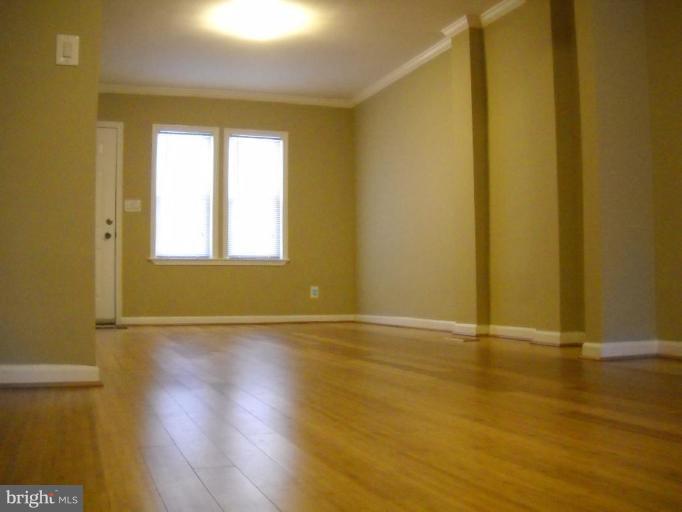 5639 Govane Avenue Baltimore, MD 21212 - Photo 12 of 30 Living Room #3