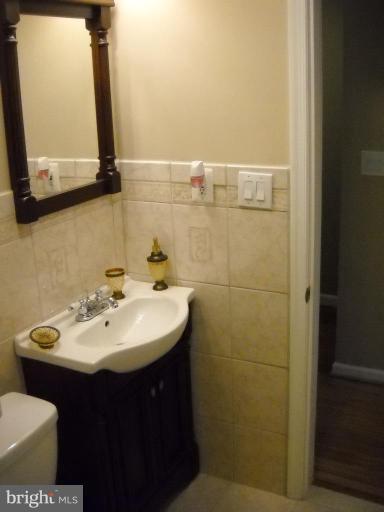 5639 Govane Avenue Baltimore, MD 21212 - Photo 15 of 30 Bath #3