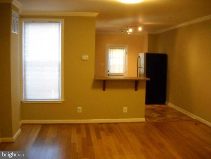 5639 Govane Avenue Baltimore, MD 21212 - Photo 6 of 30 Kitchen