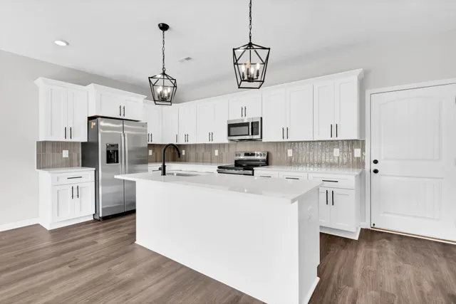 $389,900 | 2391 Pea Ridge Road, Clarksville, TN 37040