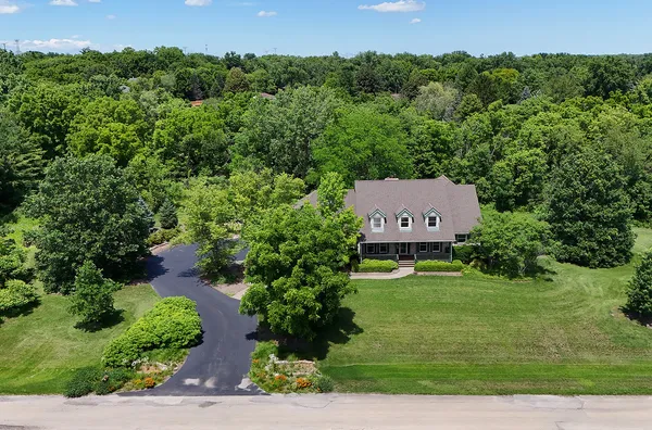 $769,000 | 19305 South Parker Road, Mokena, IL 60448