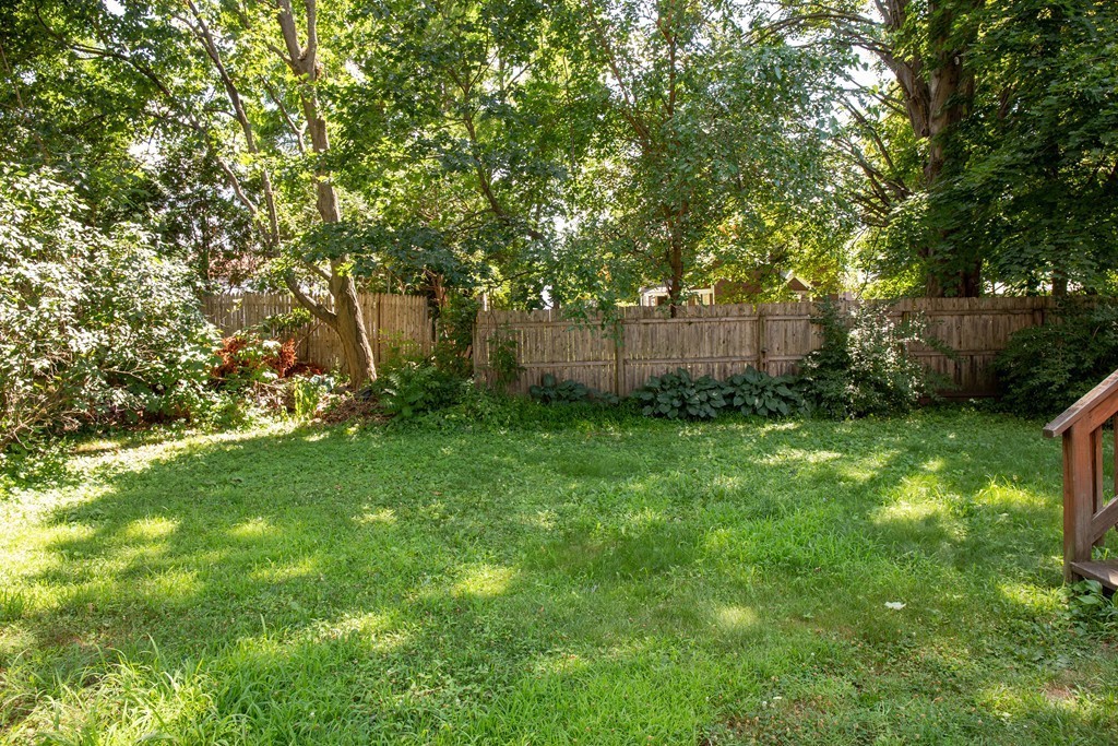 12 Leonard Street Greenfield, MA 01301 - Photo 27 of 28