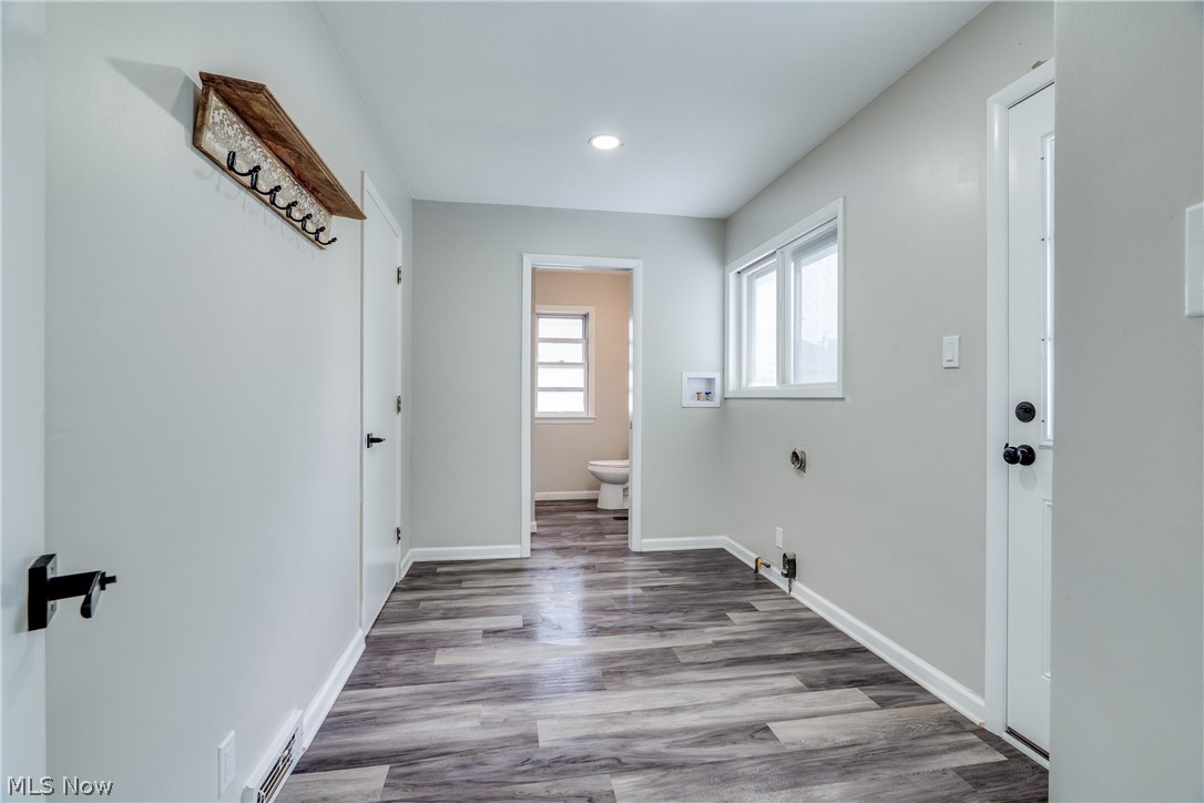 1099 Haverston Road Lyndhurst, OH 44124 - Photo 19 of 35 Gallery Image 19