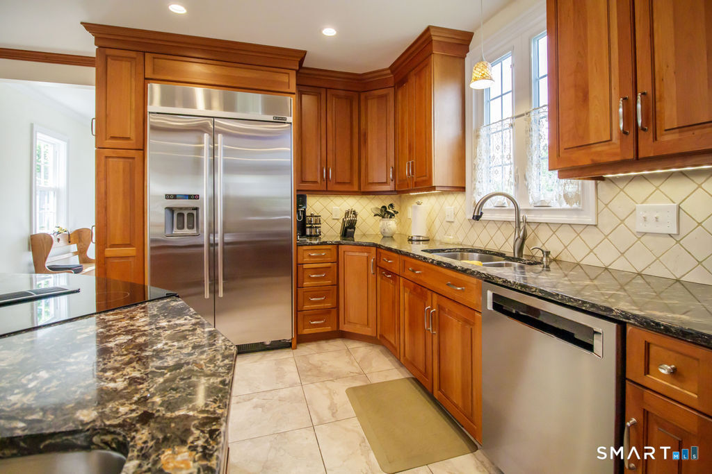 90 Town Line Road Plainville, CT 06062 - Photo 12 of 30