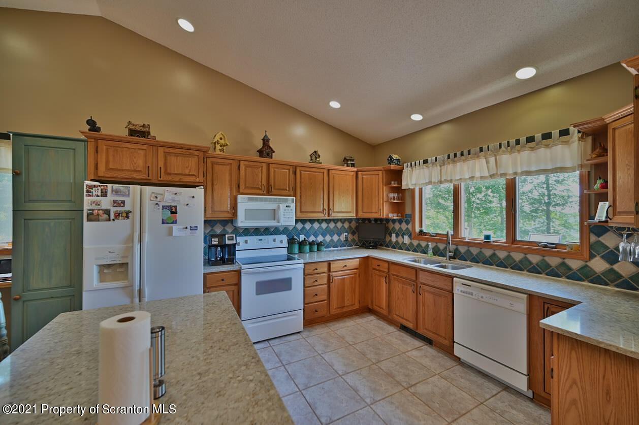 748 Overlook Road Carbondale, PA 18407 - Photo 25 of 117 Gallery Image 25