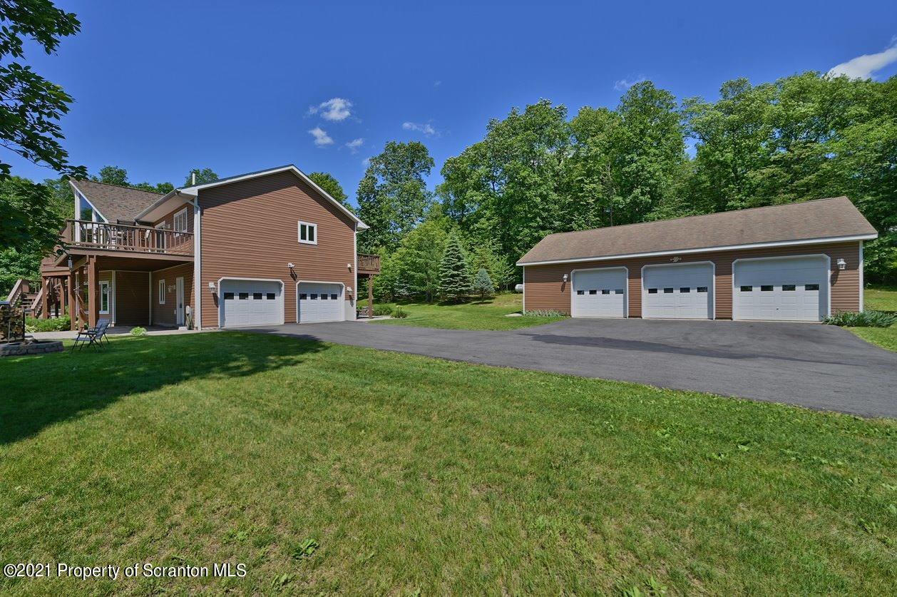 748 Overlook Road Carbondale, PA 18407 - Photo 3 of 117 Gallery Image 3