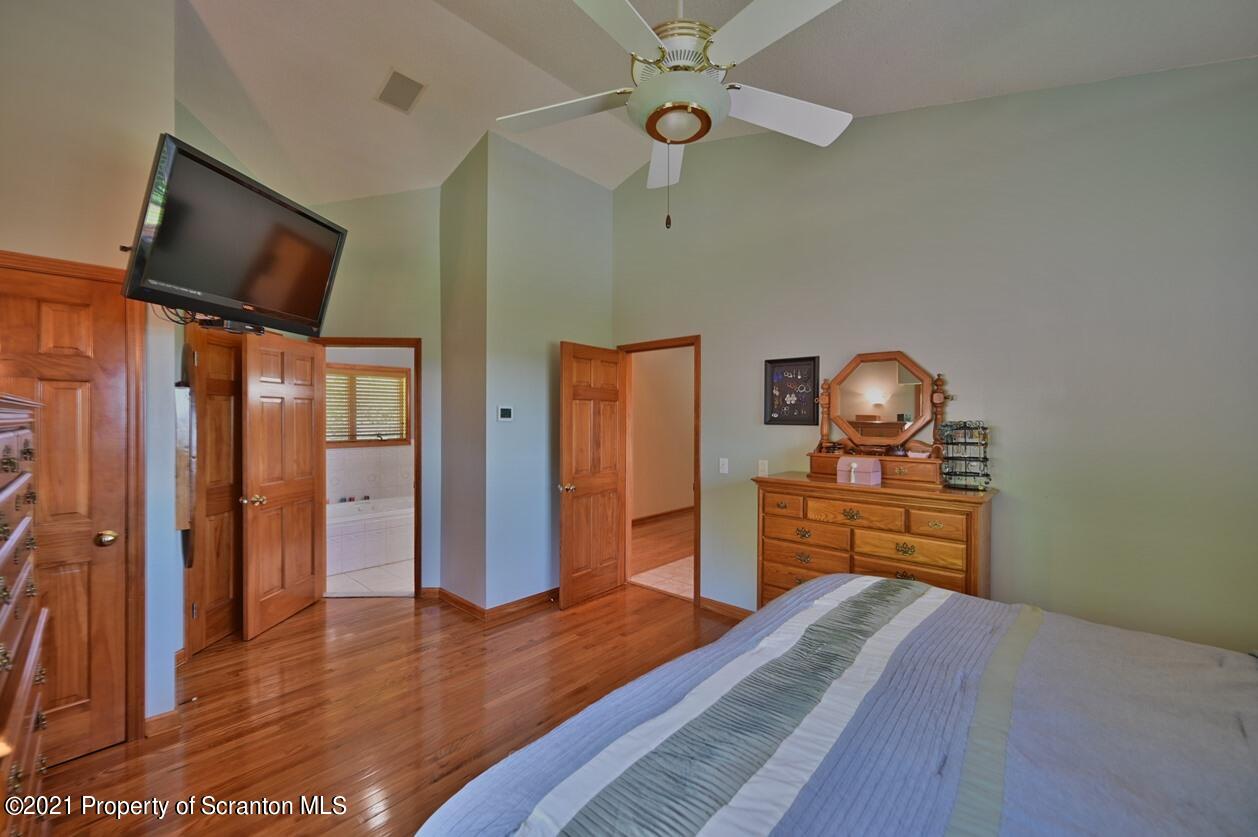 748 Overlook Road Carbondale, PA 18407 - Photo 32 of 117 Gallery Image 32