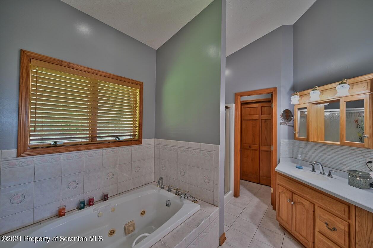 748 Overlook Road Carbondale, PA 18407 - Photo 33 of 117 Gallery Image 33