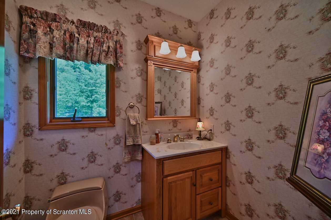 748 Overlook Road Carbondale, PA 18407 - Photo 46 of 117 Gallery Image 46