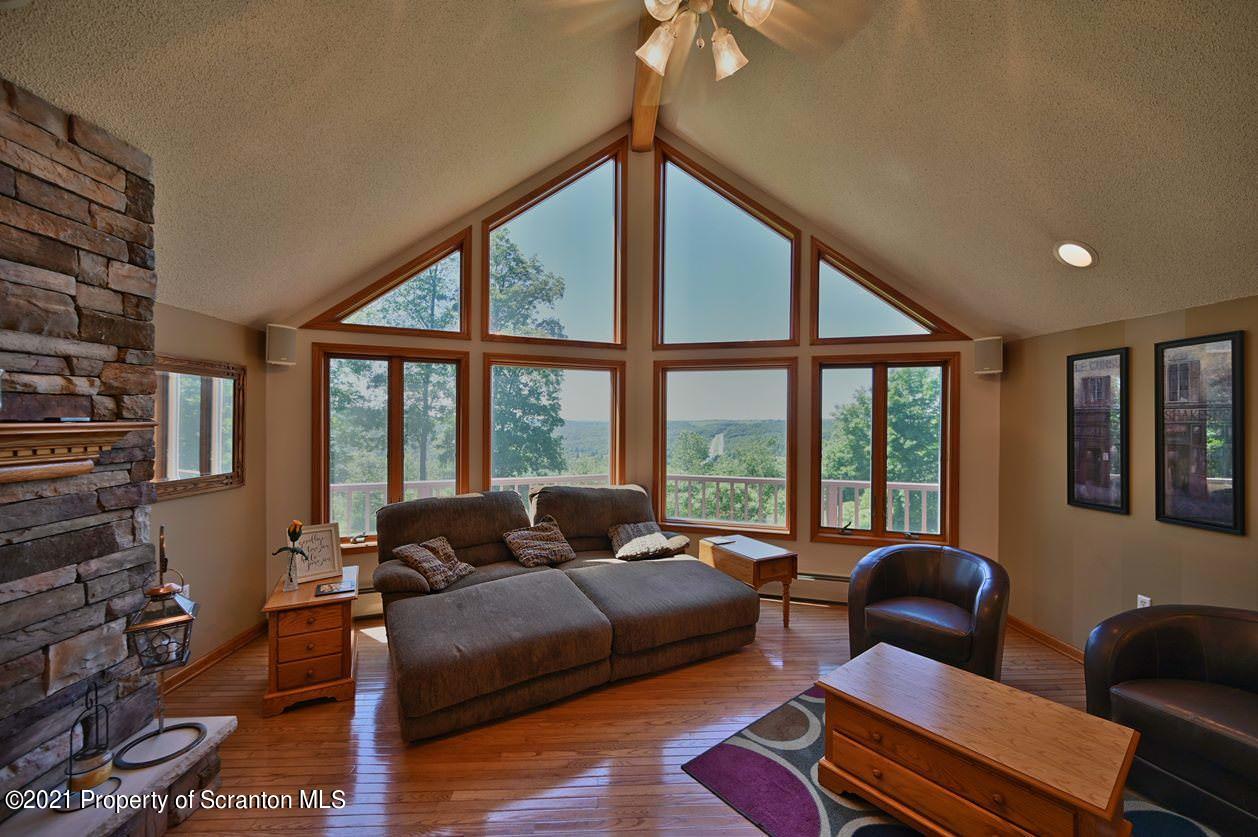 748 Overlook Road Carbondale, PA 18407 - Photo 6 of 117 Gallery Image 6