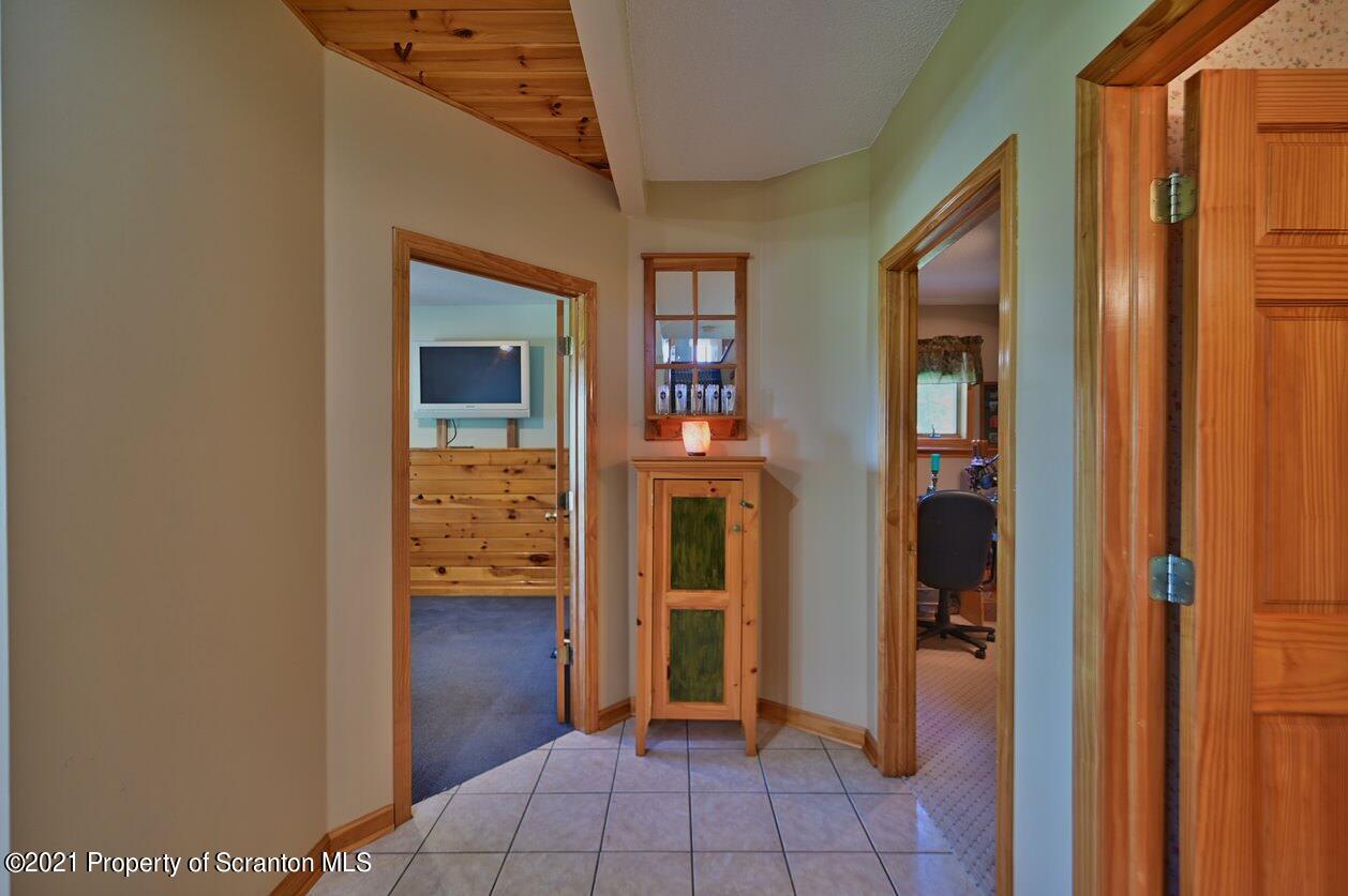 748 Overlook Road Carbondale, PA 18407 - Photo 64 of 117 Gallery Image 64