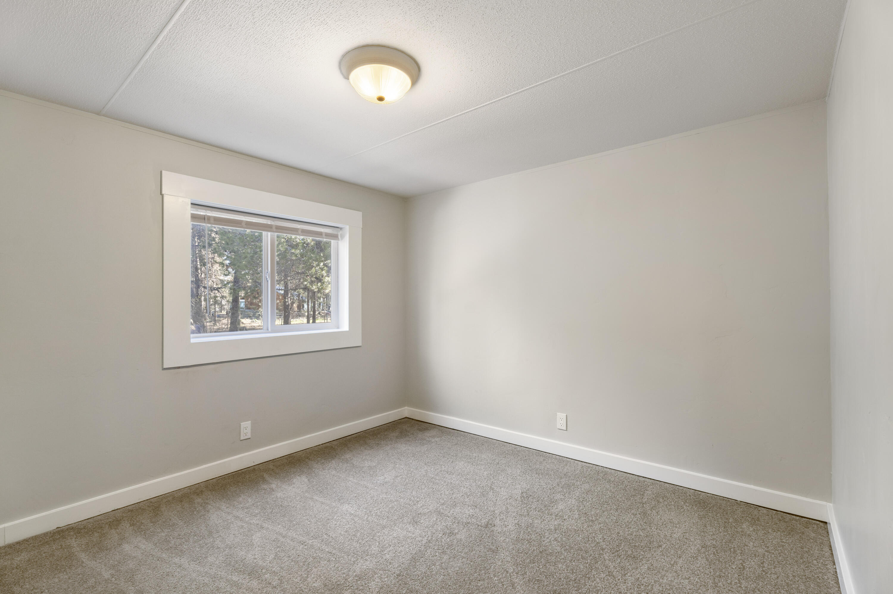 16052 Eagles Nest Road La Pine, OR 97739 - Photo 20 of 22