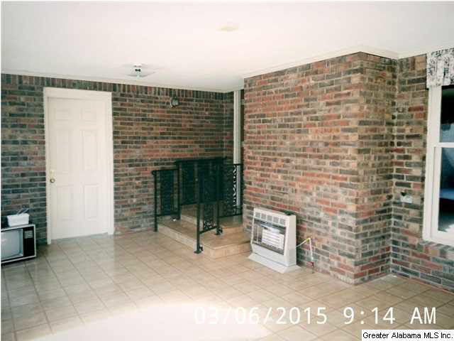 561 12th Court Pleasant Grove, AL 35127 - Photo 8 of 11