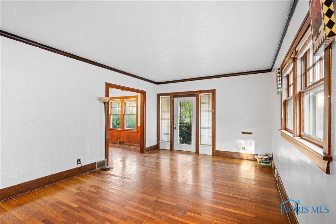 2050 Wyndhurst Road Toledo, OH 43607 - Photo 8 of 39 Gallery Image 8