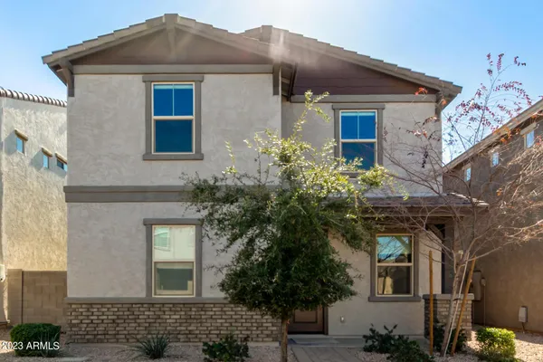 $2,595 | 6915 East Boise Street, Mesa, AZ 85205