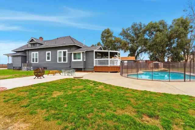 $615,000 | 9547 Iona Avenue, Hanford, CA 93230