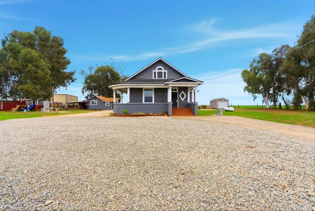 $615,000 | 9547 Iona Avenue, Hanford, CA 93230