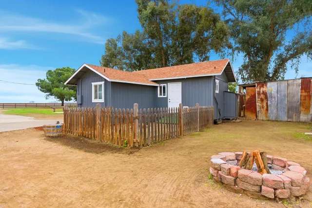 $615,000 | 9547 Iona Avenue, Hanford, CA 93230