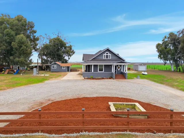 $599,000 | 9547 Iona Avenue, Hanford, CA 93230