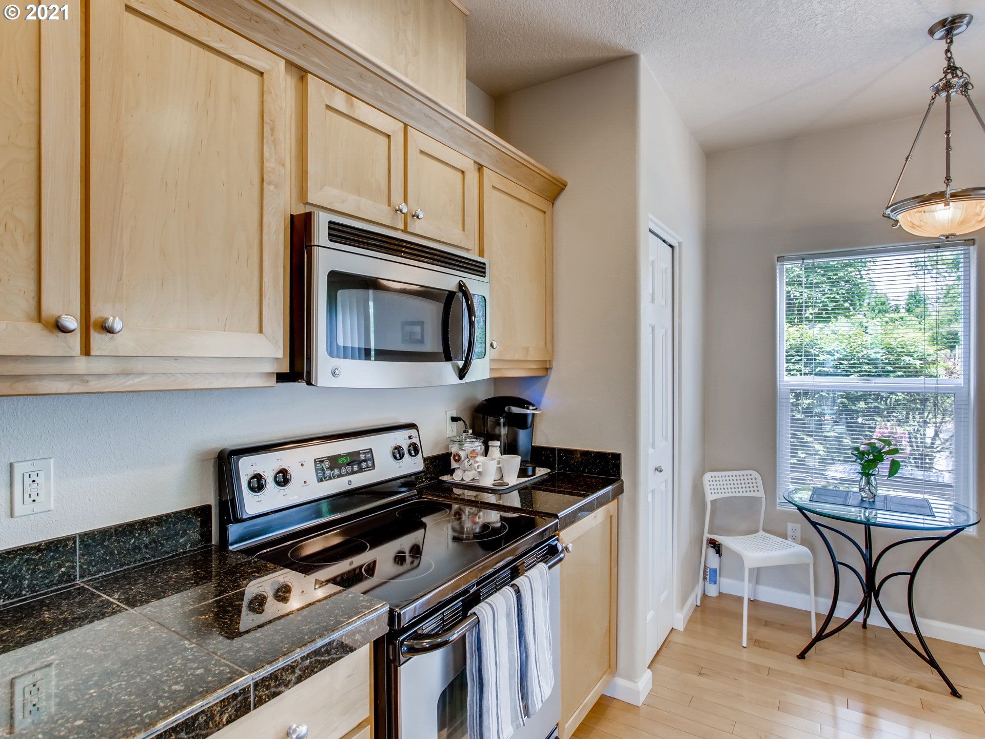 14711 Southwest Beard Road, Unit 104 Beaverton, OR 97007 - Photo 11 of 32 Gallery Image 11