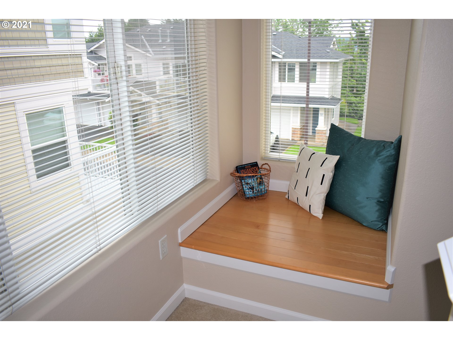14711 Southwest Beard Road, Unit 104 Beaverton, OR 97007 - Photo 15 of 32 Gallery Image 15
