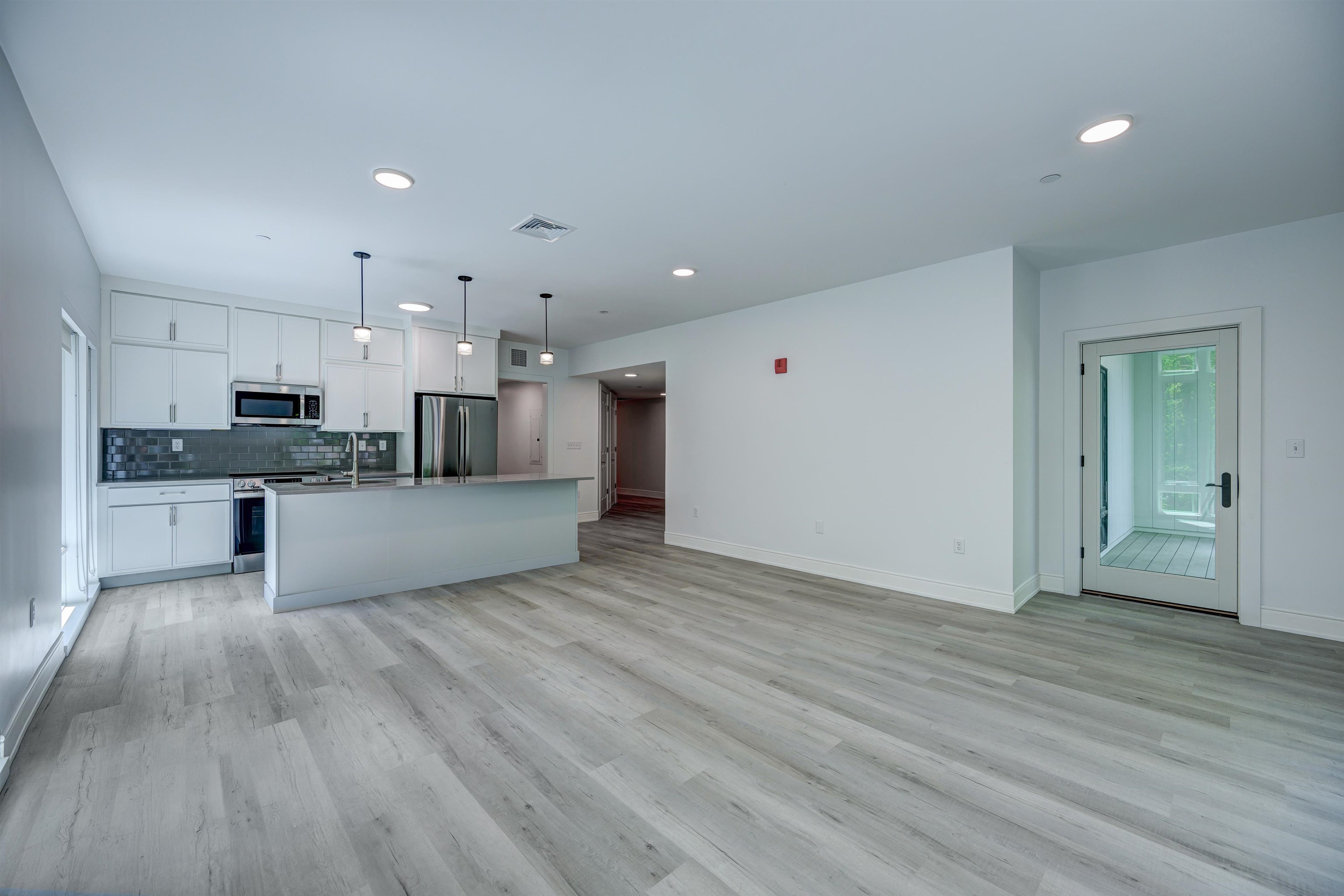 2059 Lafayette Road, Unit 204 Portsmouth, NH 03801 - Photo 18 of 36