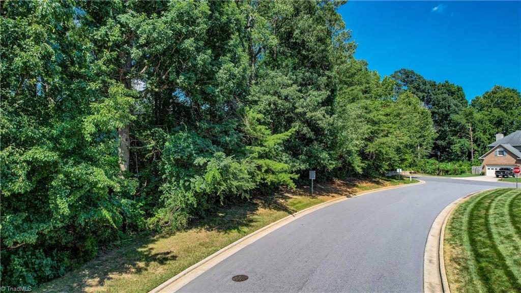 2798 County Clare Road Greensboro, NC 27407 - Photo 3 of 10